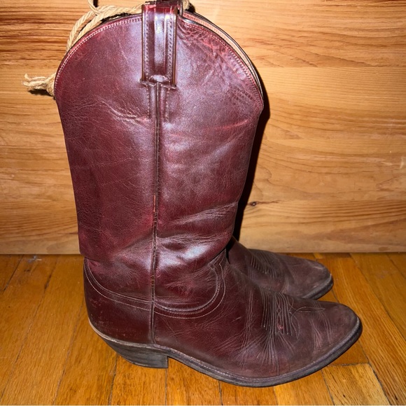 Justin Men’s Leather Cowboy Boots. Great condition. - Picture 4 of 7